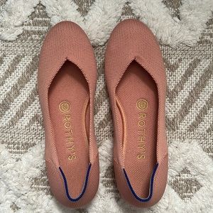 NWOT Pale pink Rothy’s Flats